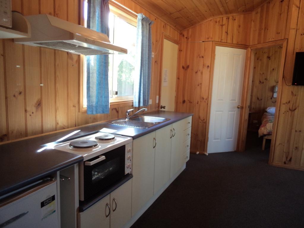Bicheno East Coast Holiday Park Szoba fotó